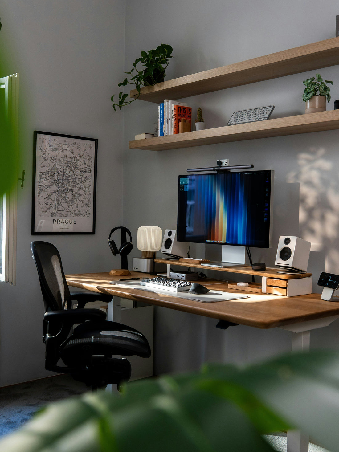 Home Office Productivity Guide: Build an Efficient Workspace with Essential Desk Tools - TrueDesk