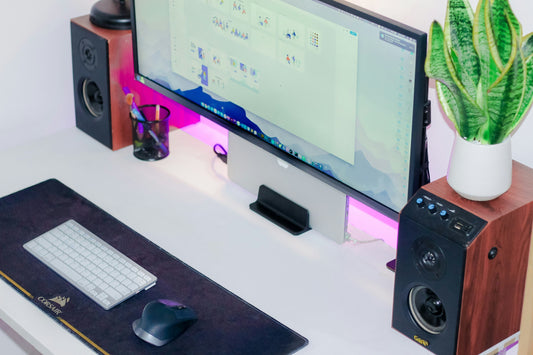 Master the Art of a Clean Desk - TrueDesk