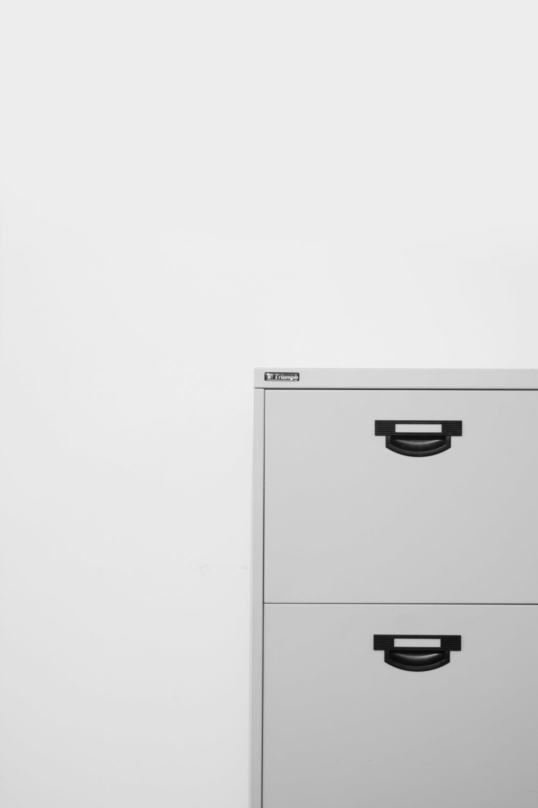 Optimizing the Corporate Breakroom: Beyond the Coffee Machine - TrueDesk