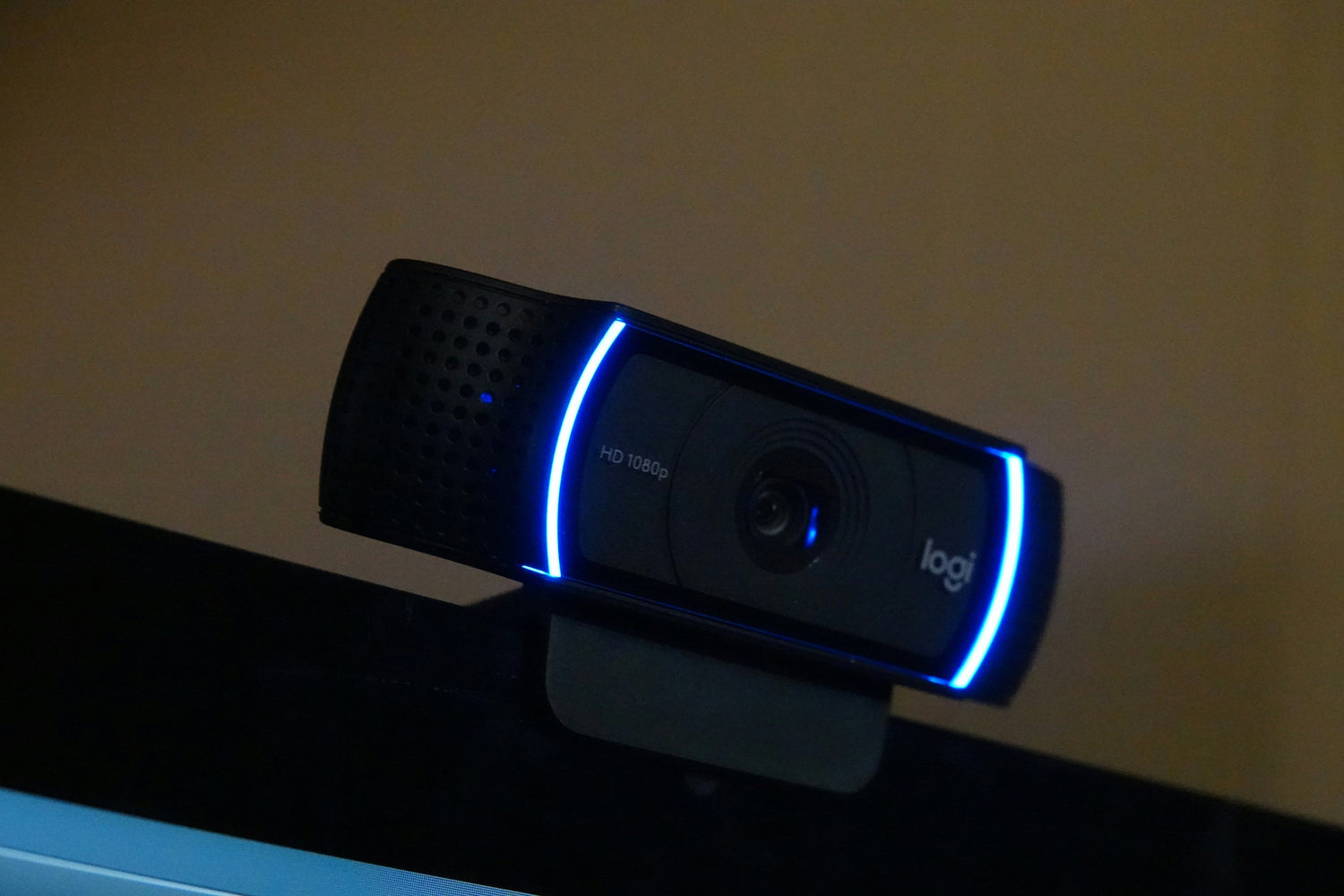 camera - TrueDesk