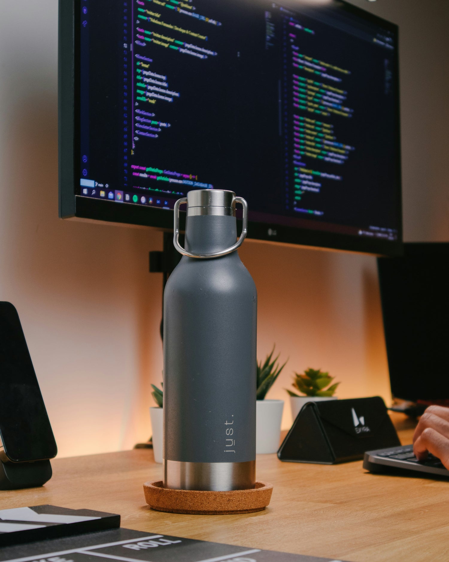 Drinkware & Tumblers - TrueDesk