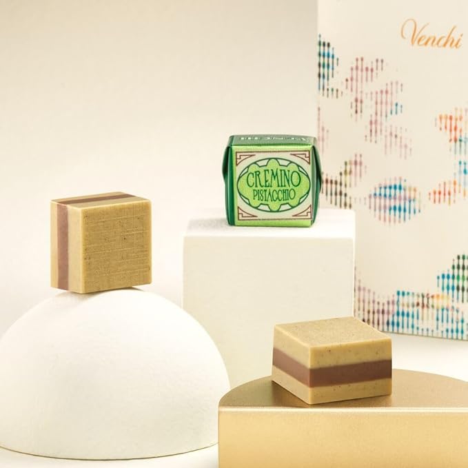 Venchi Cremino Pistachio Chocolate 25-Piece Elegant Gift Box – Velvety Milk Chocolate & Creamy White Chocolate Infused With Lightly Salted Pistachio Paste - Preservative & Gluten-Free