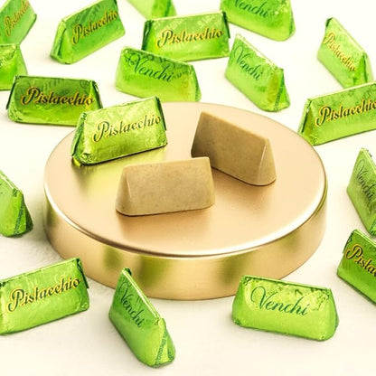 Venchi Gianduiotto Pistachio White Chocolate 29 Piece Elegant Gift Box – Creamy and Rich Pistachio Paste Filling & Slightly Salted White Chocolate – A True Venchi Classic – Preservative & Gluten Free