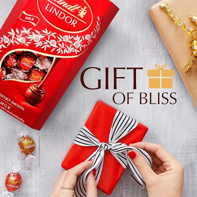 Lindt Lindor Milk Chocolate Truffles Box - approx. 48 Balls, 600 g - Perfect for Sharing and Gifting - Chocolate Balls with a Smooth Melting Filling