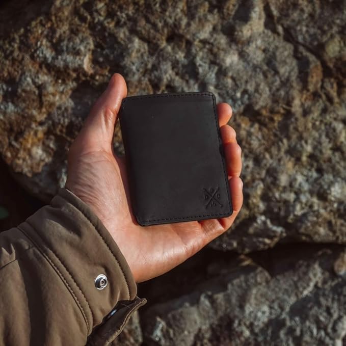 CLOUD Wallet Slim Minimalist — Magnetic Closure, Lightweight Design, Quick Access Pull Tab - Top Grain Leather Front Pocket Wallet (Black)