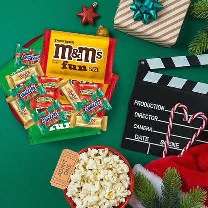 M&M'S Milk Chocolate, M&M'S Peanut, SNICKERS, TWIX, & MILKY WAY Fun Size and Mini Chocolate Christmas Candy Individually Wrapped Stock Stuffers Holiday Variety Pack, 160 Piece Bulk Bag (Pack of 2)
