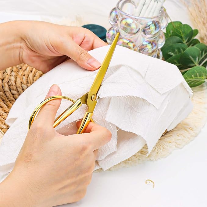 NatSumeBasics 6.5“ Gold Scissors Vintage Craft Tailor Scissors Stainless Steel Professional Fabric Dressmaker Shears for Cutting Cloth Leather (Vintage)
