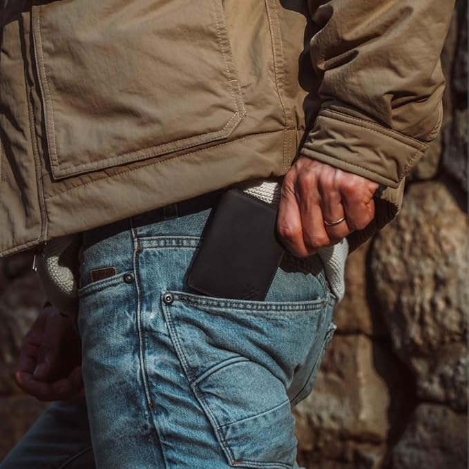 CLOUD Wallet Slim Minimalist — Magnetic Closure, Lightweight Design, Quick Access Pull Tab - Top Grain Leather Front Pocket Wallet (Black)