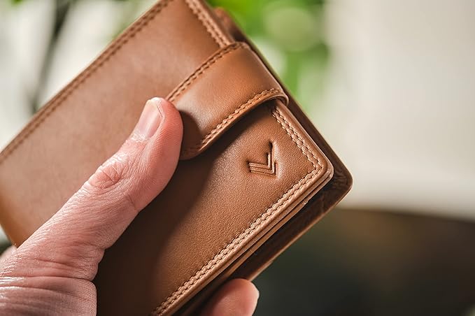Soft Leather Wallet for Men - Mens Wallet Bifold with Zipper Coin Pocket - Holds Bills, Credit Cards, Coins - Carteras para Hombres Piel - Billeteras de Hombres Cuero Original - RFID Blocking.