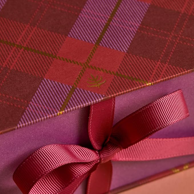 Spring & Mulberry Healthy Dark Chocolate Bars Sugar Free - Date Sweetened Chocolate Gift Box - Healthy Bars, Gluten Free & Vegan - Embellished with Fruits & Florals Holiday Chocolates Gift Set