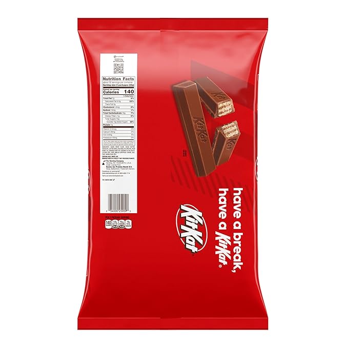 KIT KAT Milk Chocolate Wafer Snack Size, Christmas Candy Bag, 32 oz