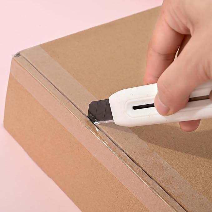 Retractable Box Cutter, Blackened Antirust, 8-section Blade, Guide Smooth and Durable, Sharp and Secure, Box Cutters for Office Home, Crafts Cartons Cardboard Paper Premium Cutter for Home 2 pcs