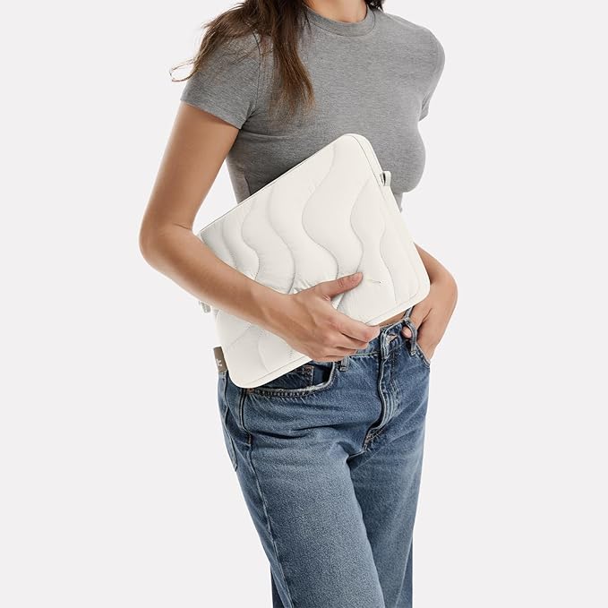 tomtoc 360 Protective Puffy Laptop Sleeve for 14-inch MacBook Pro M5(2025)/M4/M3/M2/M1 Pro/Max A3434 A3112 A3401 A3185 A2992 A2918 13.5/13.8-inch Surface Laptop 7(Copilot+ PC)/6/5/4/3, Quilted Design