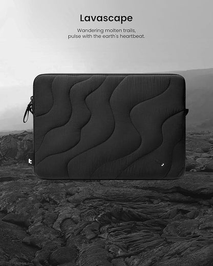 tomtoc 360 Protective Puffy Laptop Sleeve for 14-inch MacBook Pro M5(2025)/M4/M3/M2/M1 Pro/Max A3434 A3112 A3401 A3185 A2992 A2918 13.5/13.8-inch Surface Laptop 7(Copilot+ PC)/6/5/4/3, Quilted Design
