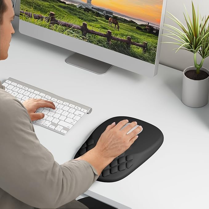 VAGAU Ergonomic Mouse Pad with Wrist Support, Wrist Rest Pain Relief Mousepad Memory Foam & Non-Slip PU Base for - Gaming, Office and Home (Black)