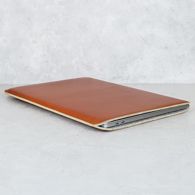 Casemade Real Leather Laptop Sleeve for MacBook Pro & Air Fits 13, 14, 15 & 16 Inch - Genuine Full Grain Leather with Soft Wool Lining (13 inch - Pro 2016-2023, Air M1/M2/M3/M4)