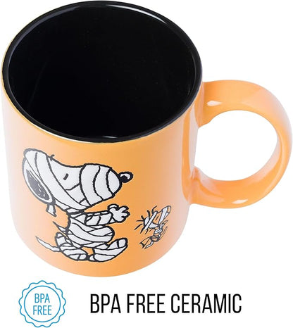 Silver Buffalo Peanuts Halloween Featuring Snoopy and Woodstock in Mummy Costume Wax Resist Ceramic Mug, 20 Ounces