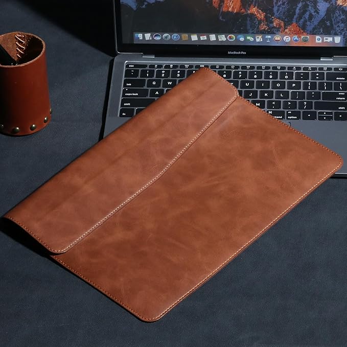 Leather Laptop Sleeve 13 Inch Compatible with MacBook Air M4 M3 M2 M1 2025-2018＆MacBook Pro M2 M1 2025-2016,Wear-Resistant and Scratch-Resistant Protective Case Cover,Brown