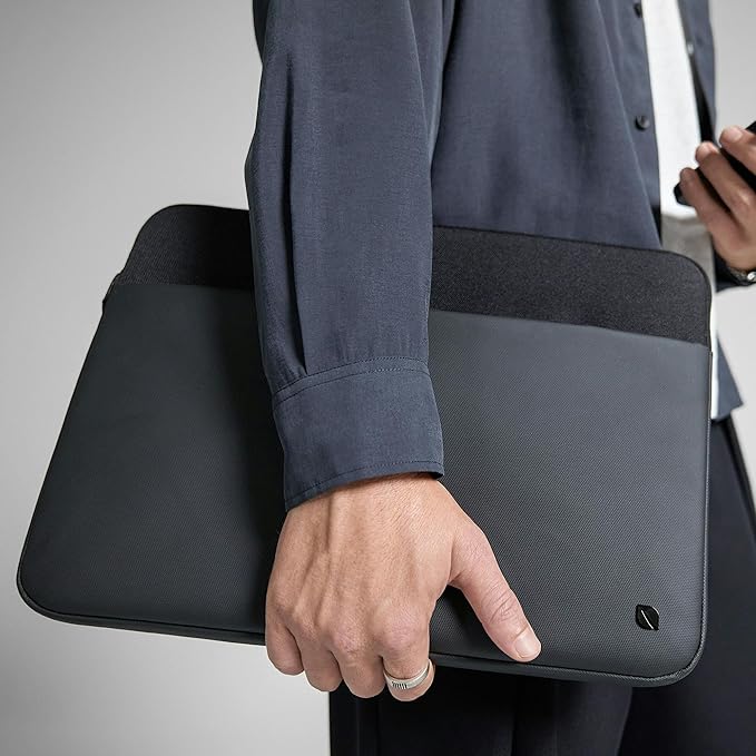 Incase A.R.C. Laptop Sleeve 14 Inch – MacBook Case with Faux Fur Lining, External Pocket – Fits MacBook Pro Air Lenovo Dell HP – Laptop Cover, Computer Case - Travel, Work, College - Black