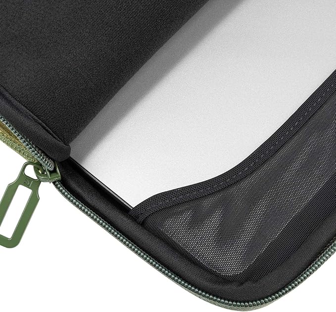 Tucano - Velluto Sleeve, Neoprene Case Cover Compatible with MacBook Pro 16" and Laptop 15.6", Protective PC Cover in Corduroy