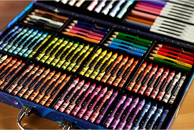 Crayola Inspiration Art Case Space Coloring Set (140pcs), Art Kit for Kids, Crayons, Markers, Pencils, Holiday for Boys & Girls, Ages 5, 6, 7 [Amazon Exclusive]
