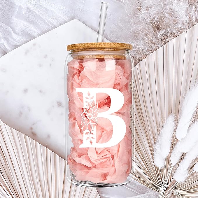 Personalized Gifts for Women, Monogrammed Glass Cups with Lids and Straws, Custom Tumbler, Cute Customized Mug, Aesthetic Stuff, Initial Iced Coffee Cup, Drinking Glasses, Birthday Teacher Gifts, N