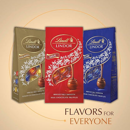 Lindt LINDOR White Chocolate Candy Truffles, White Chocolate Candy with Smooth, Melting Truffle Center, 15.2 oz. Bag