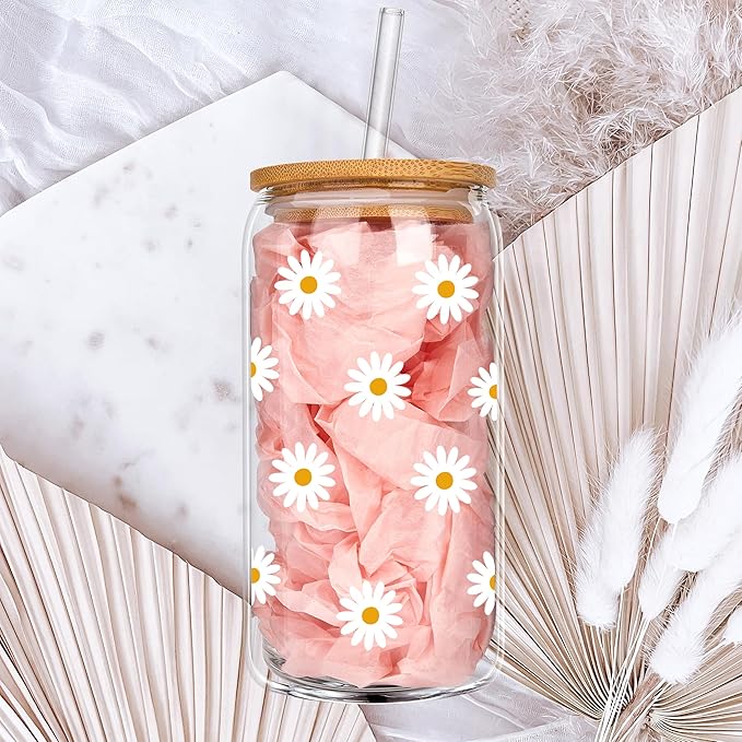 Cute Glass Cups with Lids and Straws, Daisy Flower Iced Coffee Smoothie Matcha Cup Tumbler Christmas Birthday Gifts for Women Sister Friend Her Preppy Teenage Girls Teen Girl Gifts Trendy Stuff Things