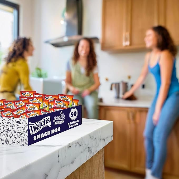 Welch's Fruit Snacks, Juicefuls Fusions, Assorted Fruit Flavor, Stocking Stuffers, Bulk Pack, Gluten Free, Natural Colors & Flavors, 0.8oz (Pack of 50)