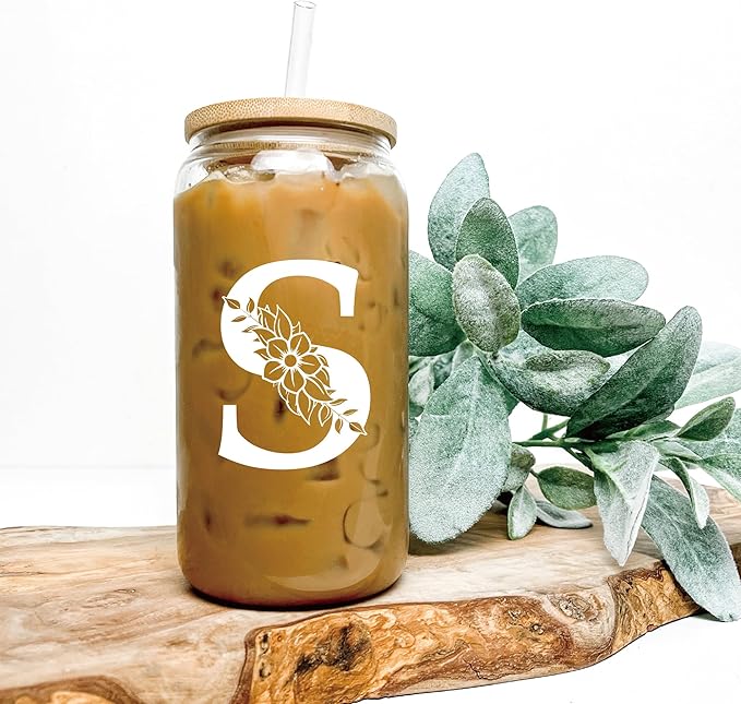 Personalized Gifts for Women, Monogrammed Glass Cups with Lids and Straws, Custom Tumbler, Cute Customized Mug, Aesthetic Stuff, Initial Iced Coffee Cup, Drinking Glasses, Birthday Teacher Gifts, D