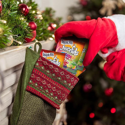 Welch's Fruit Snacks, Juicefuls Fusions, Assorted Fruit Flavor, Stocking Stuffers, Bulk Pack, Gluten Free, Natural Colors & Flavors, 0.8oz (Pack of 50)