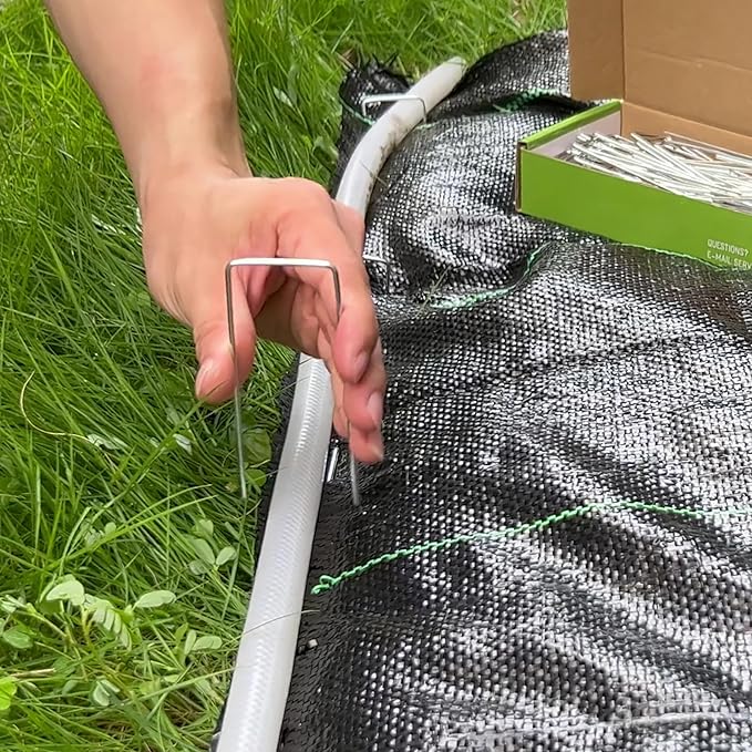 Landscape Staples Galvanized Garden Stakes, Heavy Duty Garden Pins for Fences, Lawns, Weed Barriers and Landscape Fabrics, Netting, Irrigation Hose (6 inch, 25)