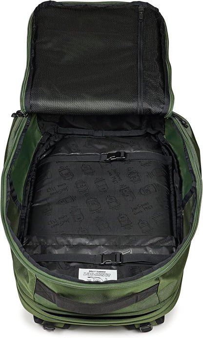 JanSport Venture Pack – Travel Pack With Large Main Compartment with Compression Straps, Dual Water Bottle Pockets, Padded Hip Belt & Luggage Trolley Pass-Through, Cargo Green